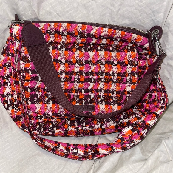 Vera Bradley Large Carson in pink plaid houndstooth - Picture 2 of 7